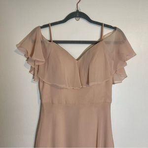 Beautiful , dust pink 👗
