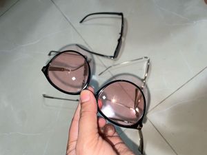 Sellig in combo only of 5 Sunglasses