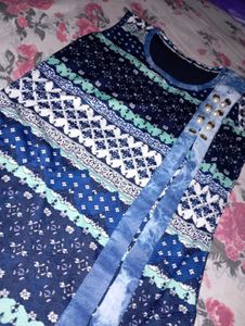 Patterned Sleeveless Top