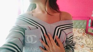 Aesthetic Pullover