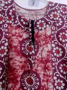 Floral Nightgown,used