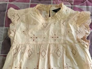 Cute chikenkarry peach colour top