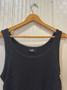 Black Tank Top Freesize