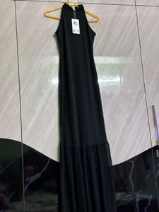 Newme Black Bodycon Dress