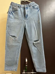 Bluer Mom Fit Ripped Light Wash Denim Jeans