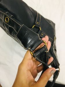 authentic 💯 Black Hobo Bag