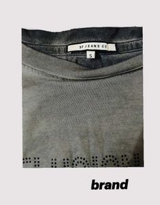Vintage grey cropped-tee wit Rhinestone text