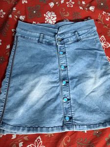 Combo Short Denim Skirt With T-shirt Gift
