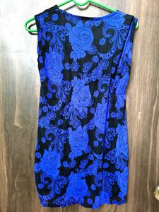 Dark Blue &amp; Black Sleeveless Peplum Top