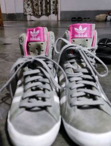 Authentic Adidas Baseball Shoes