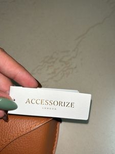 accessorize London green metal frame slim look sun