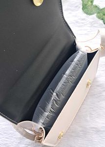Savana Quilted Sling Bag