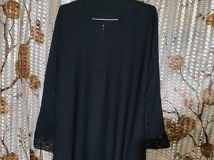 🖤 Classic Black Elegance – Timeless and versatile