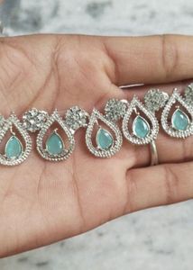 Elegant Necklace Set