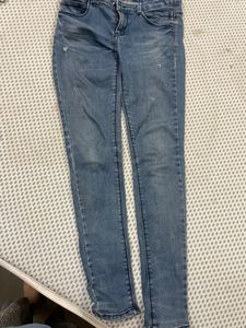 Jeans Bought From Mall In 2020 Not In Use But In Good Condition And Is Perfect Shaping Jeans Perfect For 28-30 Waist