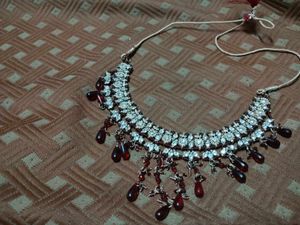 Necklace With Flower Bracelet
