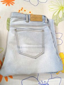 Peter England Light Wash Jeans