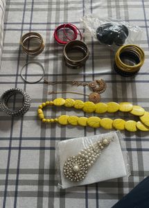 Mixed Jewelry Lot