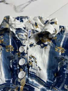 A Crop Top With Floral Design