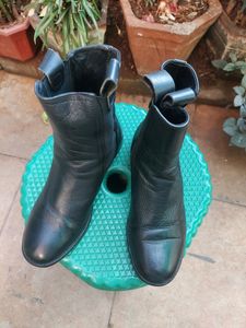 Amazing Boots For Women- Chanel Brand