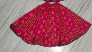 Cute Ethnic Skirt &amp; Top Set