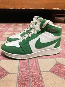 Jordan Sneakers