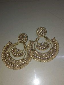 Golden Earrings With New 9gem Watch