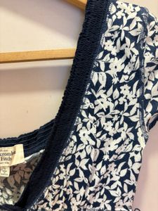 Abercrombie Beautiful Top