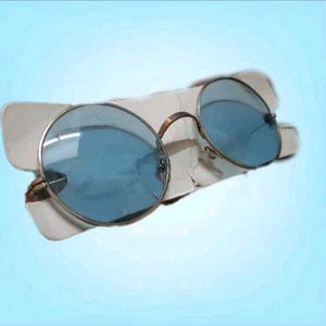 Blue Circle Sunglasses