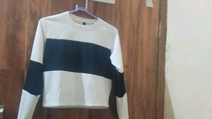 Pinteresty korean top(size S)