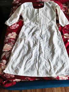 Elegant white patiyala Salwar Suit