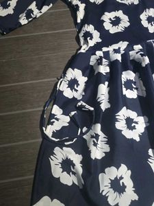 Floral Print Navy Blue nayra top dress