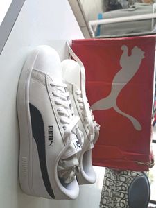 Puma Smash Sneakers -Unused Fresh Piece 100% OG