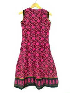 Westside Pink &amp; Black Floral Printed Kurti (Women)