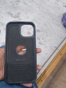 Puloka Classic iPhone 15  Case