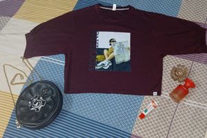 Burgundy Graphic Print Tee  ❤️ ✨️