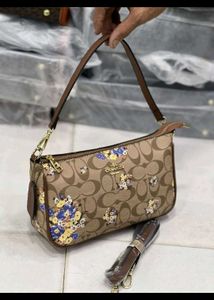 Coach Shoulder / Sling Bags Wholesale