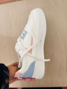 Stylish White Fashion Sneakers