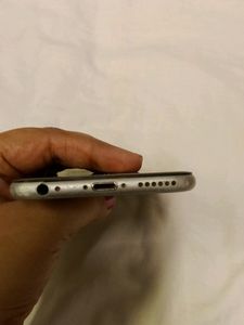 Apple iphone 6 Silver Colour 64gb