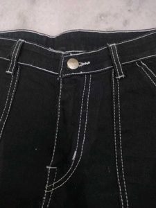 Black Cargo Pants+ Gift 🎁