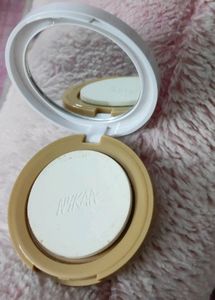 Nykaa Compact Powder