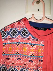 Stylish Women&#39;s Top
