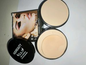 Huda Beauty Compact