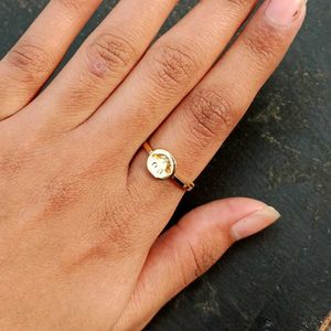 Elegant Gold-toned Ring