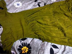 Green Embroidered Kurta