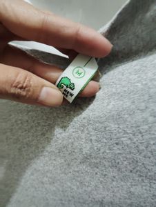 Size- M, California Graphic Tee