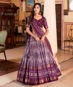 Lahenga[chaniya-choli]