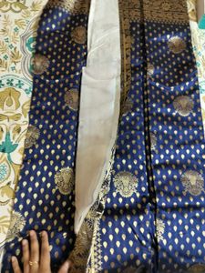 unused Elegant Navy Blue Banarasi Saree
