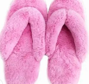 Pink indoor slipers with free black furry scalf