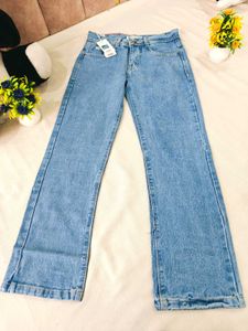 Stylish Light Wash Jeans